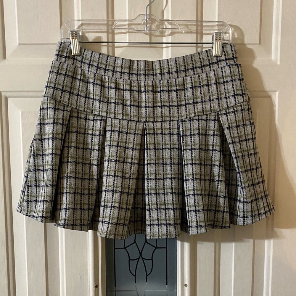 3/$18 American Eagle Pleated Plaid Miniskirt Medium Mini Skort Preppy